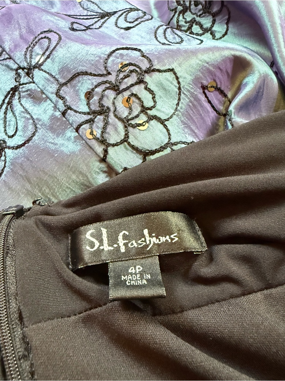 Vtg  S.L. Fashions Iridescent Sage Green, Purple, And Blue Floral V Neck Dress - Picture 7 of 8